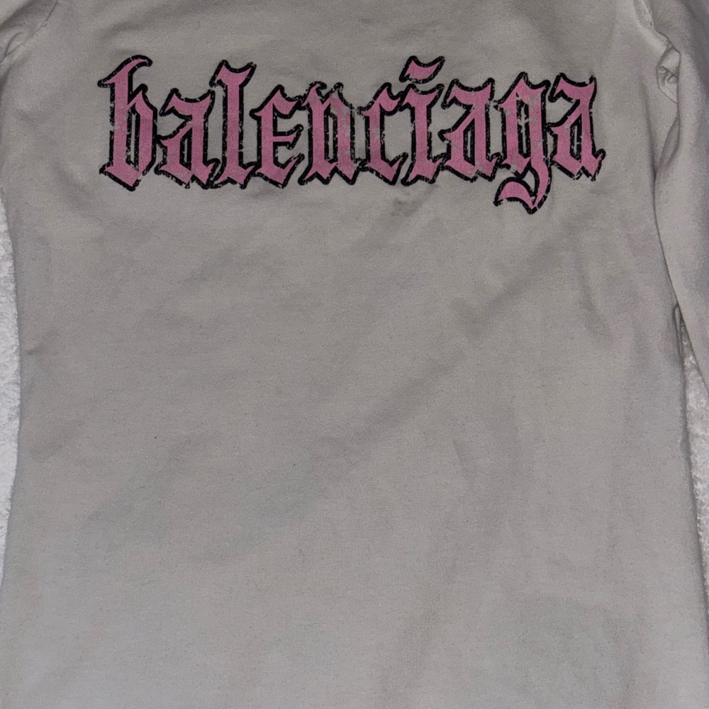 Brand New Balenciaga Women’s Long Sleeve t-shirt size XS